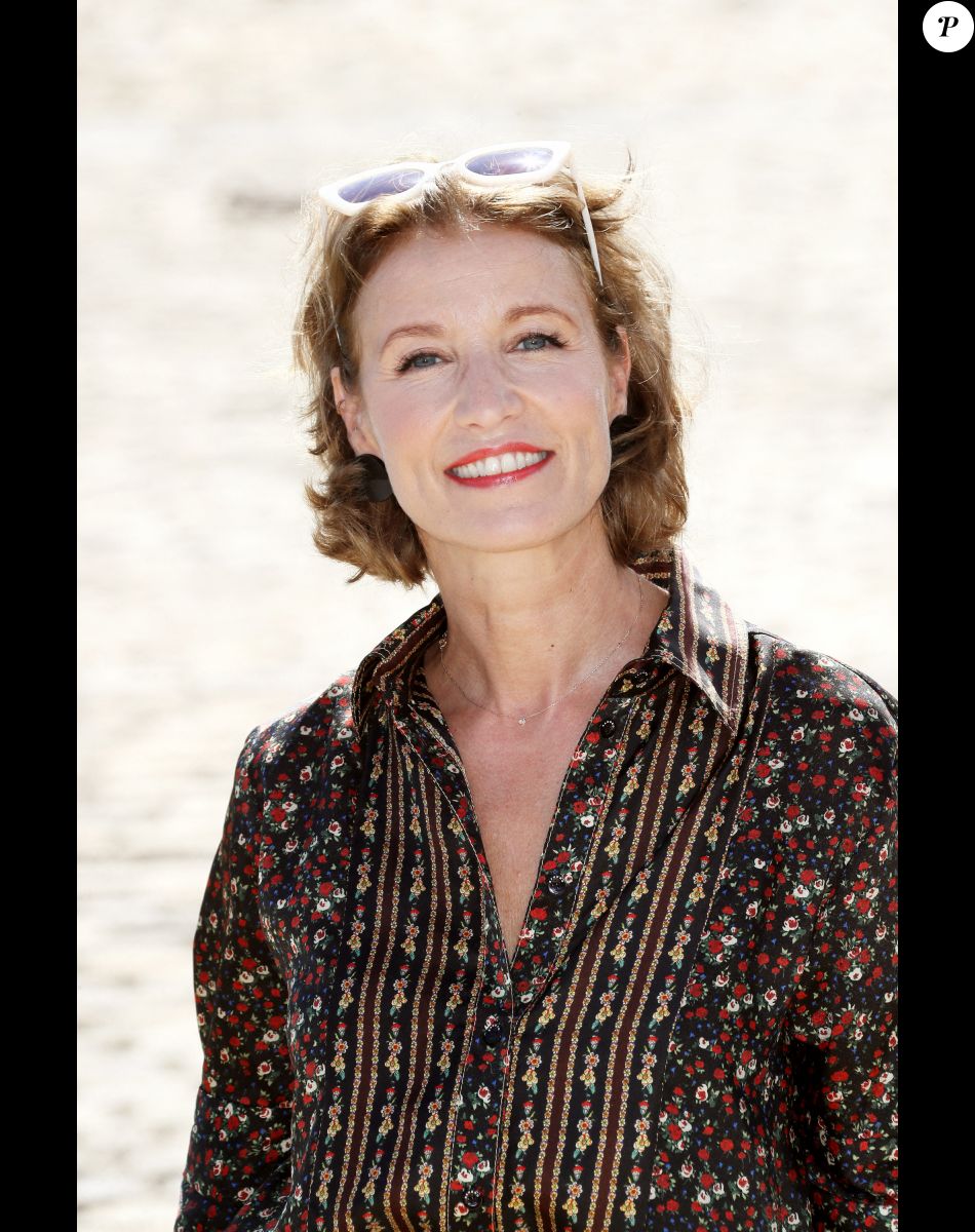 Alexandra Lamy - Photocall de "Touchées" lors de la 24ème édition du Festival de la Fiction TV de la Rochelle. Le 14 septembre 2022 © Patrick Bernard / Bestimage
