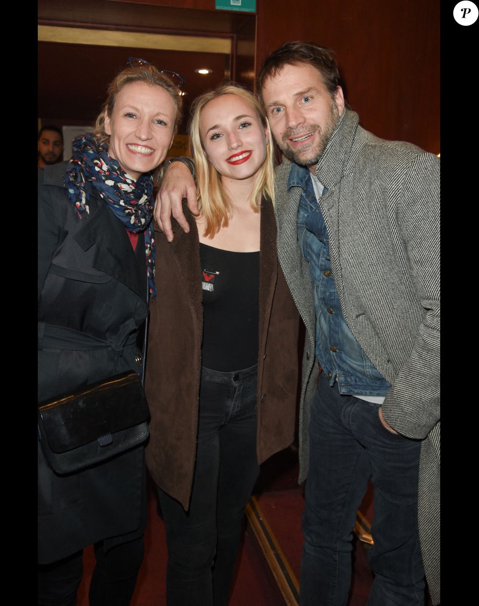 Alexandra Lamy, Chloé Jouannet et son père Thomas Jouannet - Représentation de la pièce "Les Monologues du Vagin" au théâtre le Comédia à Paris le 12 mars 2018. © Guirec Coadic/Bestimage