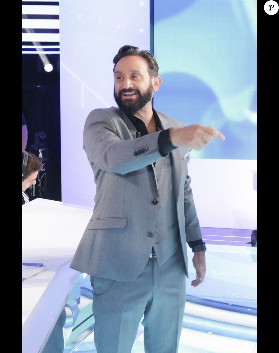 Exclusif - Cyril Hanouna sur le plateau de l'émission "Touche Pas à Mon Poste (TPMP)", présentée par C.Hanouna et diffusée en direct sur C8 le 22 septembre © Jack Tribeca / Bestimage