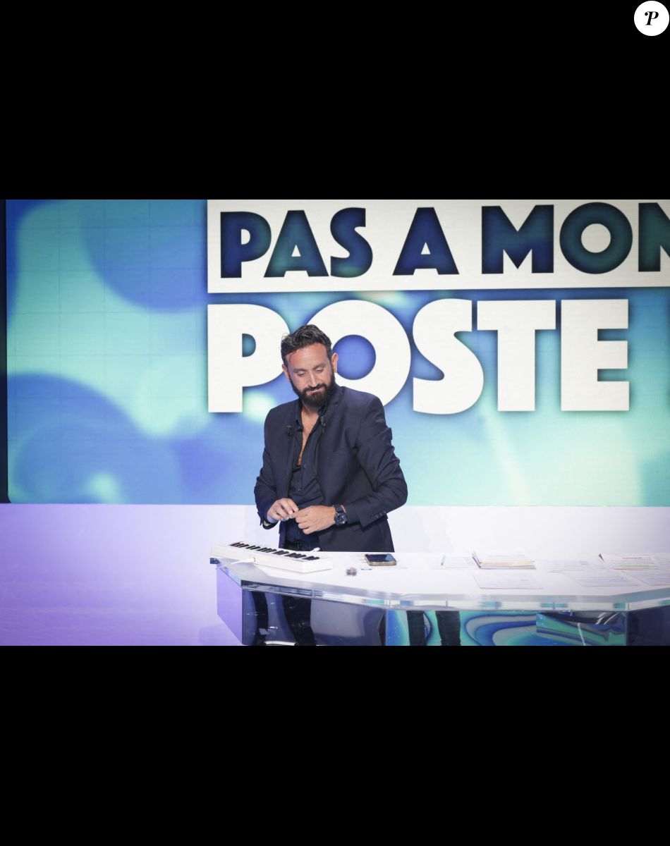 Exclusif - Cyril Hanouna - Sur le plateau de l'émission TPMP (Touche Pas à Mon Poste) présentée en direct par C.Hanouna et diffusée sur C8 - Paris le 14/09/2022 - © Jack Tribeca / Bestimage