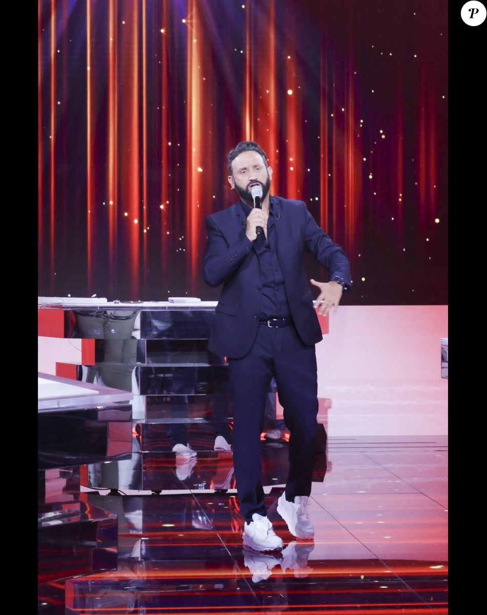 Exclusif - Cyril Hanouna - Sur le plateau de l'émission TPMP (Touche Pas à Mon Poste) présentée en direct par C.Hanouna et diffusée sur C8 - Paris le 14/09/2022 - © Jack Tribeca / Bestimage