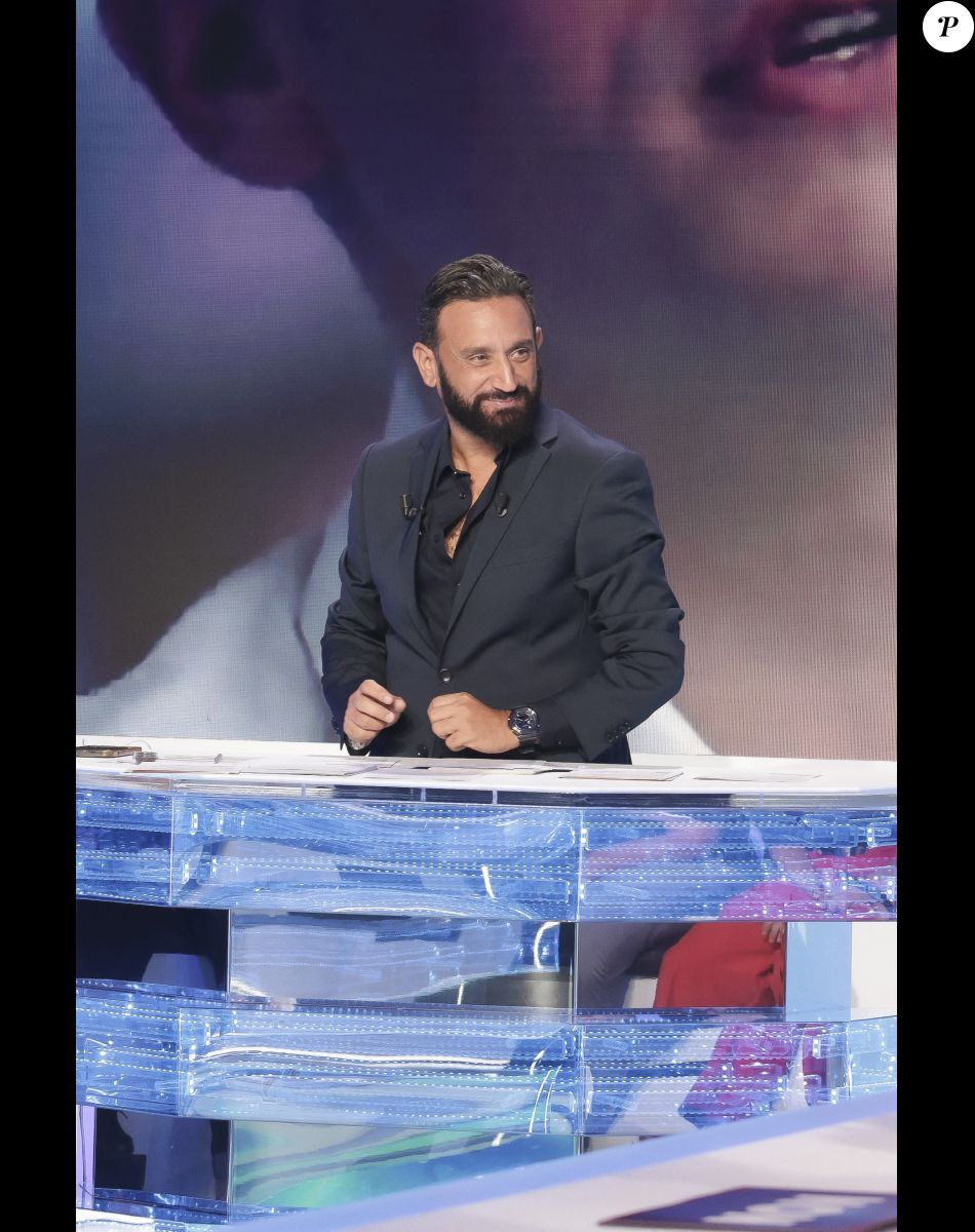 Exclusif - Cyril Hanouna - Sur le plateau de l'émission TPMP (Touche Pas à Mon Poste) présentée en direct par C.Hanouna et diffusée sur C8 - Paris le 8 septembre 2022 - © Jack Tribeca / Bestimage