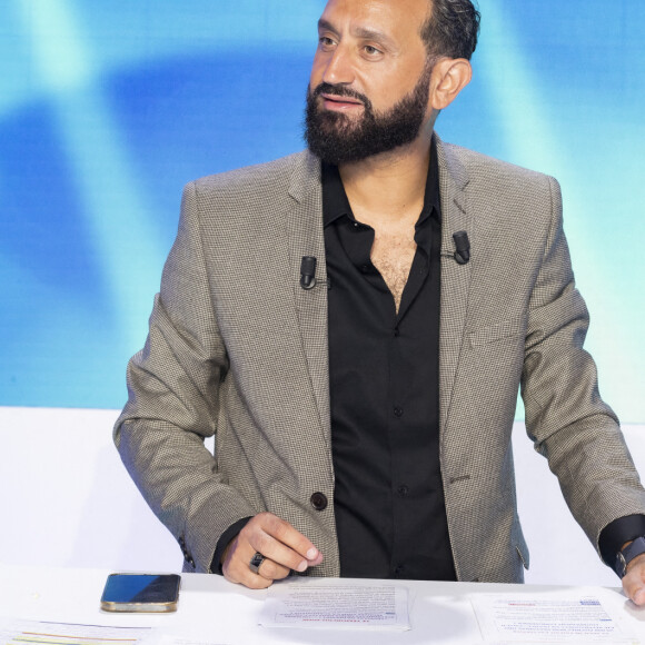 Exclusif - Cyril Hanouna sur le plateau de l'émission Touche pas à mon poste (TPMP) diffusée en direct sur C8 le 30 août 2022 et présentée par C.Hanouna. © Jack Tribeca / Bestimage