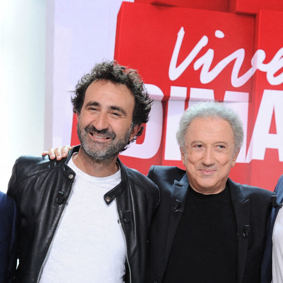 Exclusif - Emmanuel Chaunu, Mathieu Madenian, Michel Drucker et Dany Boon - Enregistrement de l'émission "Vivement Dimanche" au Studio Gabriel, présentée par M.Drucker et diffusée le 25 septembre sur France 3 © Guillaume Gaffiot / Bestimage