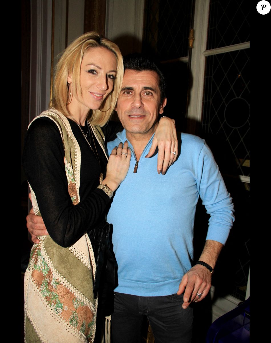 Bébert, Les Forbans (Albert Kassabi) et sa compagne Astrid - People au dîner "Couscous" chez Pierre-Jean Chalençon au Palais Vivienne à Paris.