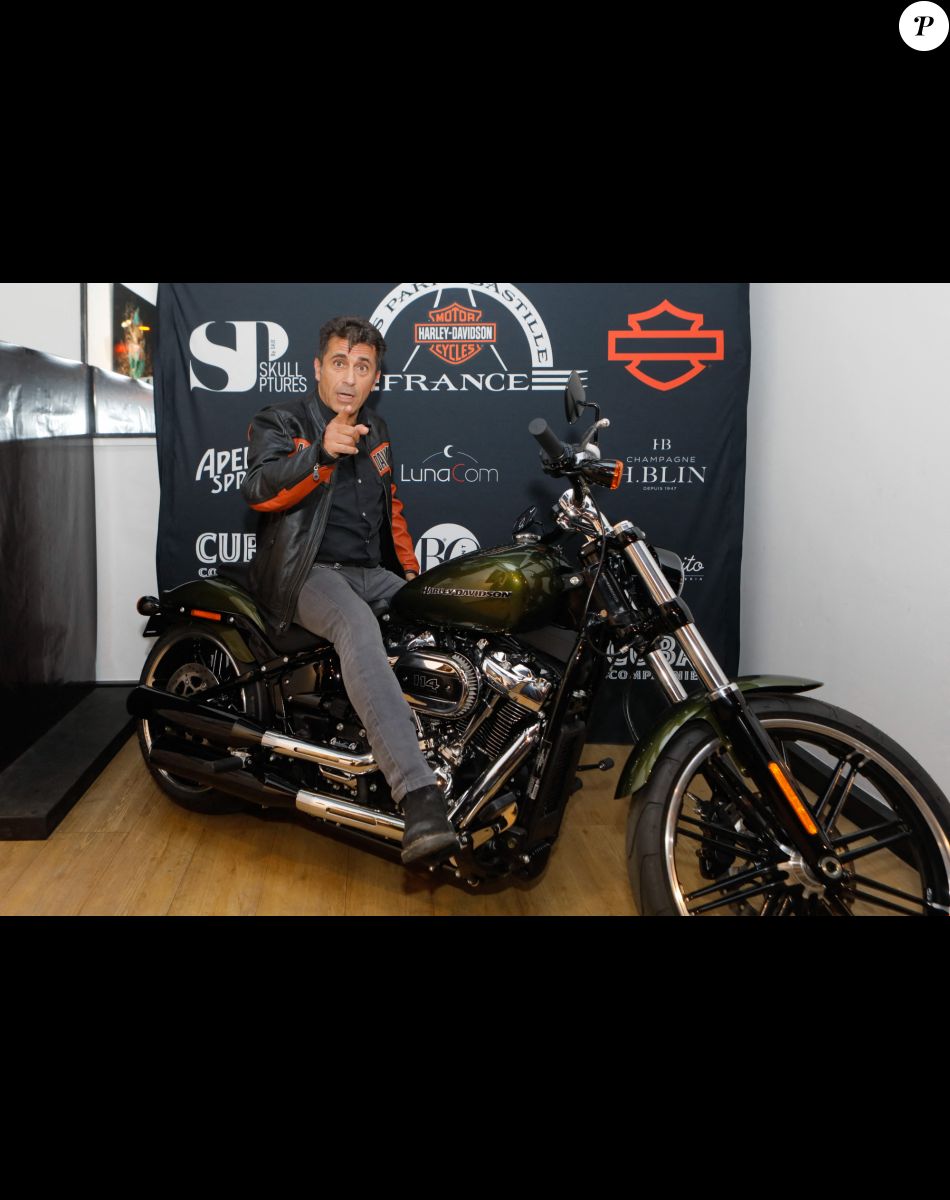 Bébert, Les Forbans (Albert Kassabi) - Soirée de présentation des nouveautés de la marque Harley Davidson au showroom Beaumarchais à Paris, France, le 22 septembre 2022. © Christophe Clovis/Bestimage