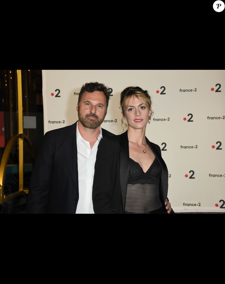 Bruce Tessore et sa compagne Sara Mortensen (habillée en Sandro) lors de la 31ème cérémonie des Molières 2019 aux Folies Bergère à Paris, France, le 13 mai 2019. © Coadic Guirec/Bestimage