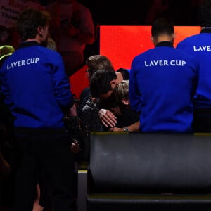 Roger Federer (Sui) et sa femme Mirka - Tennis : Roger Federer, tire sa révérence en larmes, lors de Laver Cup à l'O2 Arena de Londres le 23 septembre 2022. La paire Federer/Nadal (Europe) s'est inclinée face à Sock/Tiafoe (Reste du monde) 4-6, 7-6 (7/2), 11-9. © Antoine Couvercelle / Panoramic / Bestimage 
