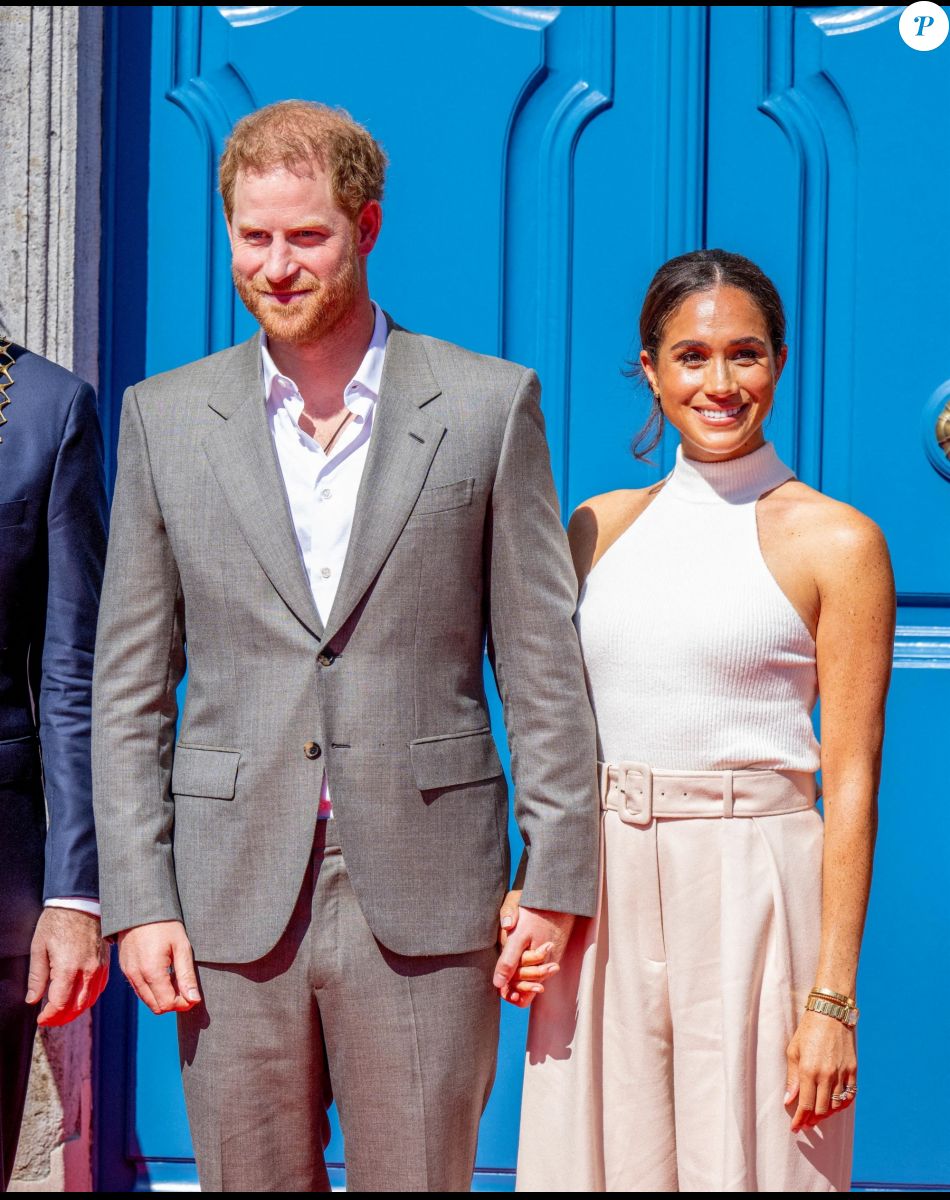 Le prince Harry, duc de Sussex et Meghan Markle, duchesse de Sussex, arrivent à l'hôtel de ville pour l'événement Invictus Games Dusseldorf 2023 One Year to Go, à Düsseldorf, Allemagne, le 6 septembre 2022.