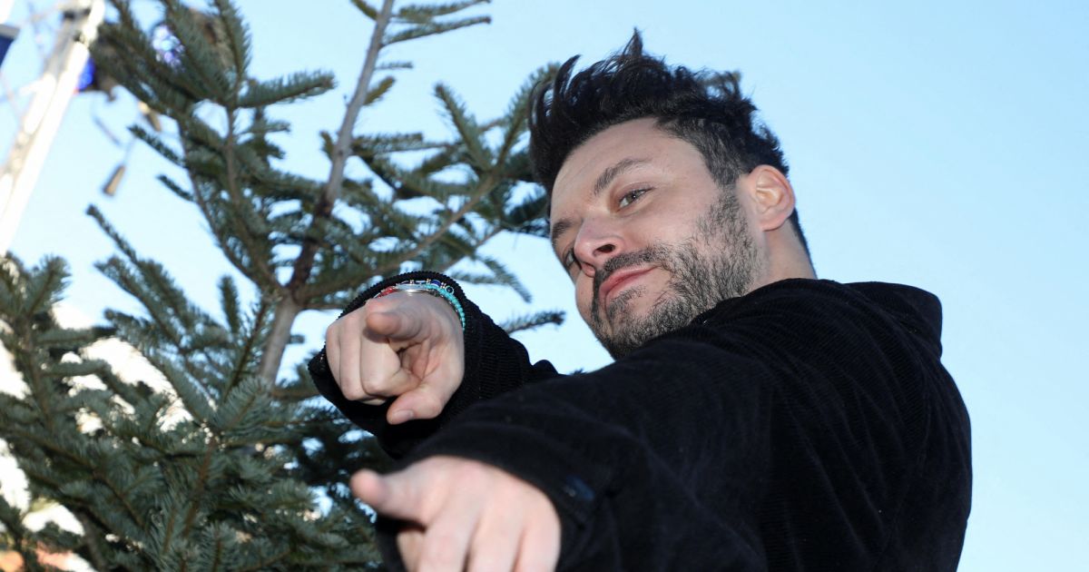 Film Maison De Retraite Avec Kev Adams Kev Adams au photocall du film Maison de retraite lors de la 25ème