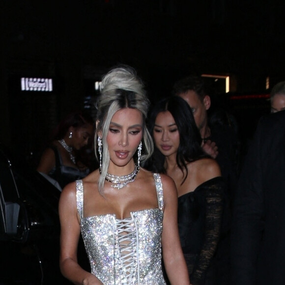 Kim Kardashian arrive à la soirée "Dolce & Gabbana" lors de la Fashion Week de Milan (MLFW), le 24 septembre 2022. 