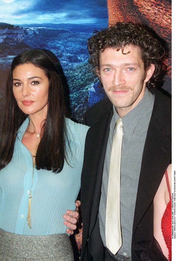 Monica Bellucci et Vincent Cassel  dans Le Pacte des Loups en 2001