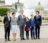 Prince Joachim et princesse Marie, prince Nikolai, prince Felix, prince Henrik, princesse Athena - Arrivées au déjeuner du jubilé des 50 ans de règne de la reine Margrethe II de Danemark sur le bateau royal danois Dannebrog à Copenhague. 