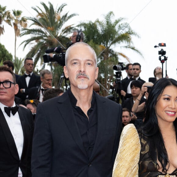 Christian Kretschmar et Anggun (habillée en On Aura Tout vu) - Montée des marches du film " Top Gun : Maverick " lors du 75ème Festival International du Film de Cannes. Le 18 mai 2022 © Olivier Borde / Bestimage 