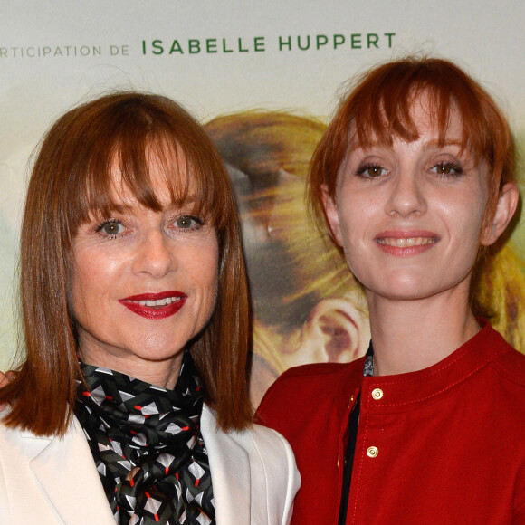 Isabelle Huppert et Lolita Chammah à l'avant-première du film "Barrage" au cinéma MK2 Odéon à Paris. © Guirec Coadic/Bestimage