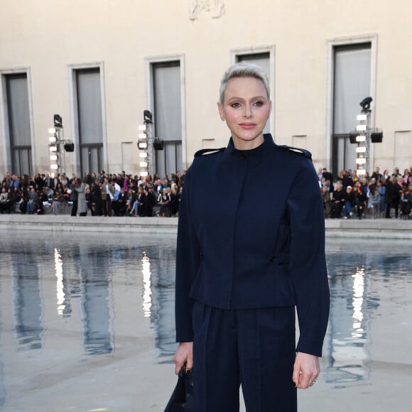 La princesse Charlène de Monaco au défilé Akris "Collection Prêt-à-Porter Printemps/Eté 2023" lors de la Fashion Week de Paris (PFW), le 1 octobre 2022. © Giancarlo Gorassini / Bestimage 