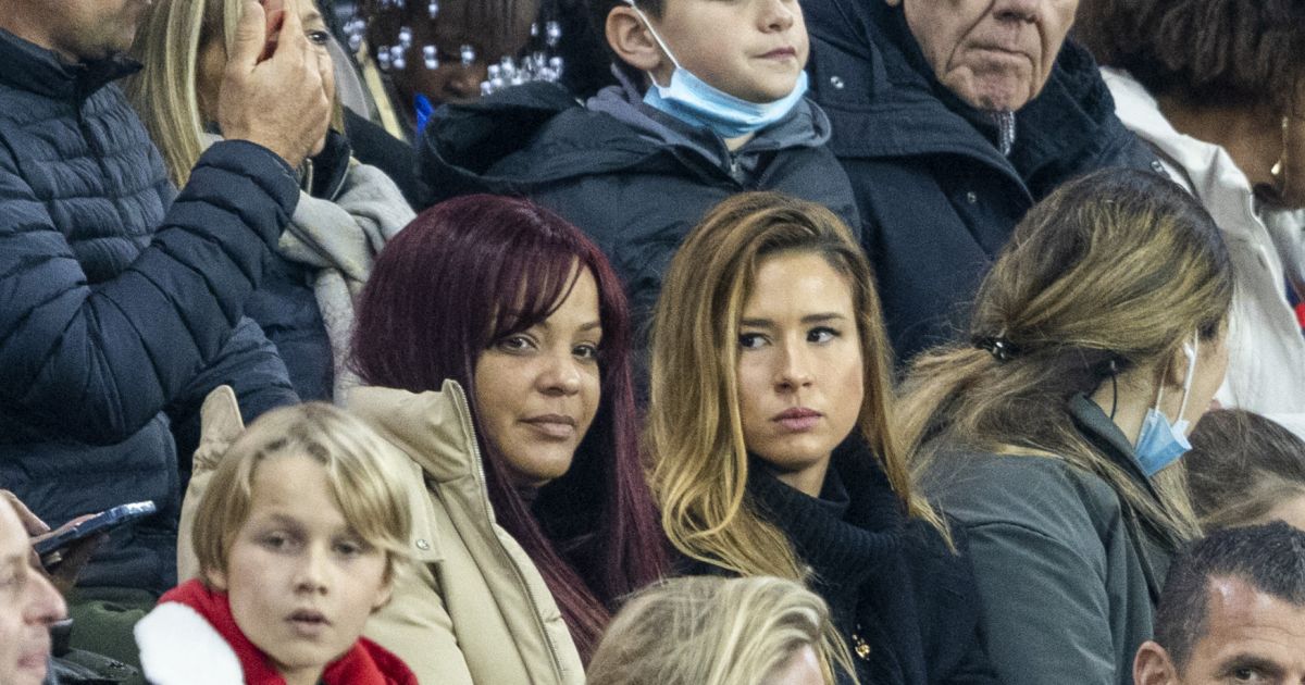 Chloé de Launay (compagne de K.Benzema) et Karim Benzema dans les