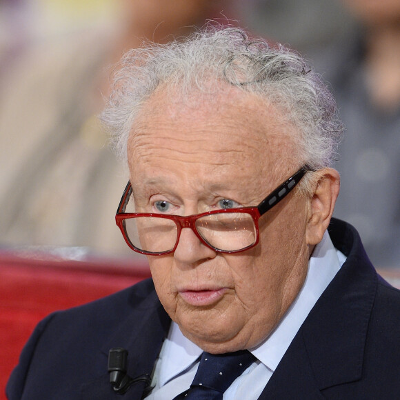 Philippe Bouvard - Enregistrement de l'émission "Vivement Dimanche" à Paris le 02 Juin 2015 et qui sera diffusée le 28 juin 2015. Invité principal David Pujadas