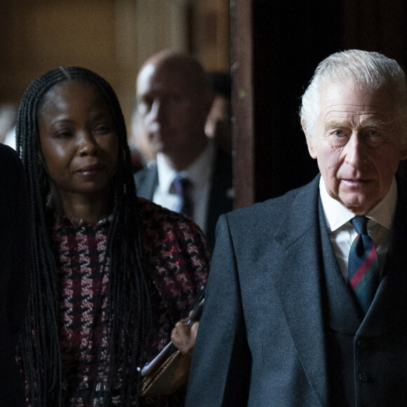 Le roi Charles III d'Angleterre et Camilla Parker Bowles, reine consort d'Angleterre, organisent une réception pour célébrer les communautés sud-asiatiques britanniques, au palais de Holyroodhouse à Édimbourg (Ecosse), le 3 octobre 2022. 