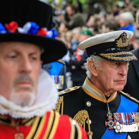 Le roi Charles III d'Angleterre, et Le prince Harry, duc de Sussex - Funérailles nationales de la reine Elizabeth II à Londres, Royaume Uni, le 19 septembre 2022. © Avalon/panoramic/Bestimage 