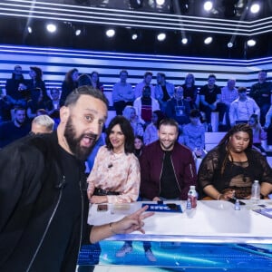 Cyril Hanouna, Géraldine Maillet, Raymond Aabou, Sandra Bello, Gilles Verdez - Enregistrement de l'émission "Touche Pas à Mon Poste (TPMP)", diffusée en direct sur C8 le 31 mars © Jack Tribeca / Bestimage 