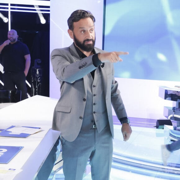 Cyril Hanouna sur le plateau de l'émission "Touche Pas à Mon Poste (TPMP)", présentée par C.Hanouna et diffusée en direct sur C8 le 22 septembre © Jack Tribeca / Bestimage 