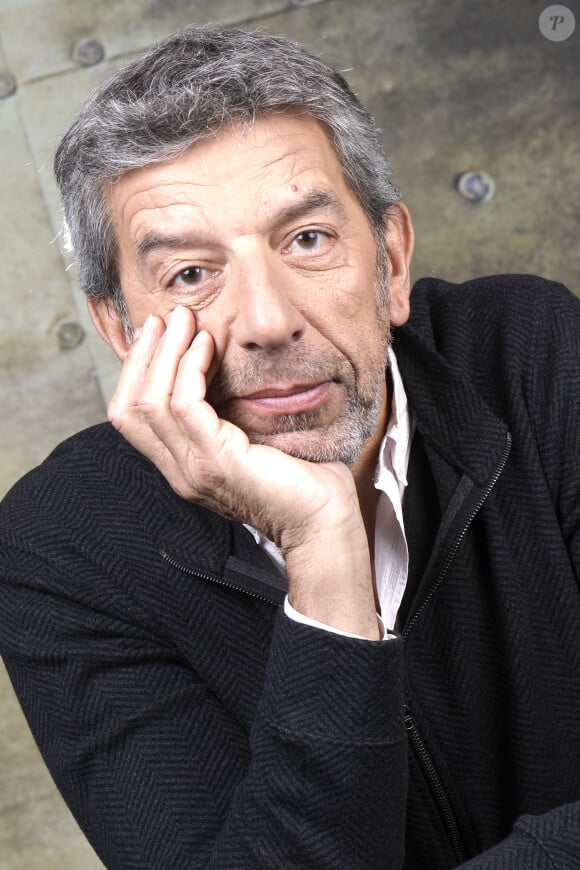 Portrait de Michel Cymès lors de l'émission "Chez Jordan" à Paris le 8 avril 2022. © Cédric Perrin / Besetimage