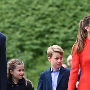 Le prince William, duc de Cambridge, et Catherine (Kate) Middleton, duchesse de Cambridge, accompagnés de leurs enfants, le prince George de Cambridge et la princesse Charlotte de Cambridge en visite au château de Cardiff, Royaume Uni, le 4 juin 2022, à l'occasion du jubilé de platine de la reine d'Angleterre.