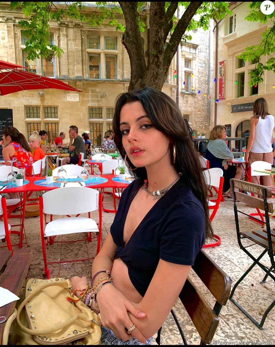 Lou Wolkowitch, la fille de Fanny Gilles et Bruno Wolkowitch, est comédienne et mannequin à 16 ans.