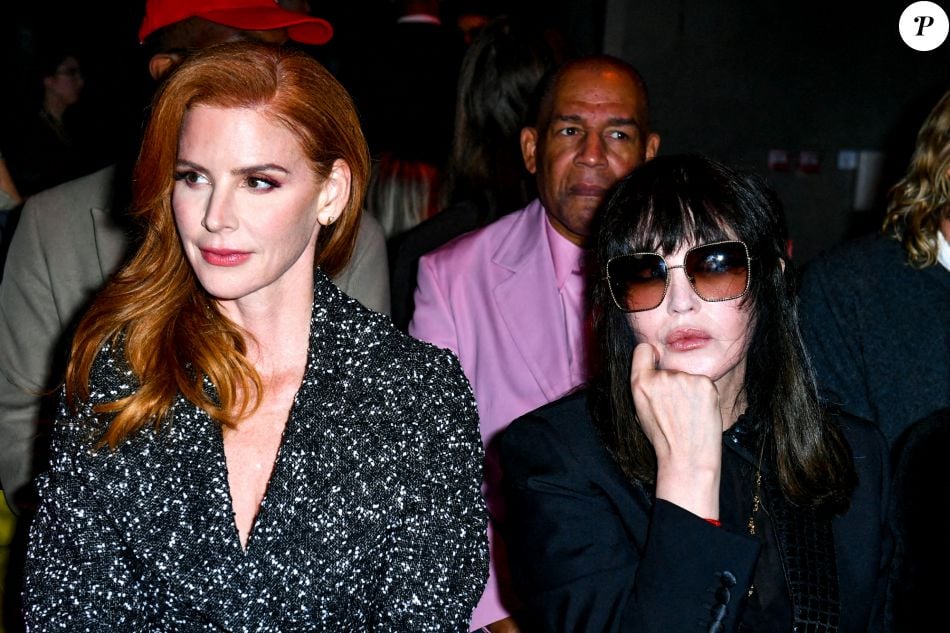 Qui Est Le Père De Isabelle Adjani Sarah Rafferty et Isabelle Adjani - Front Row du défilé Lanvin