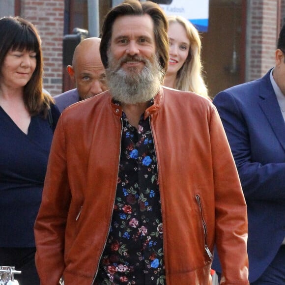Jim Carrey, avec une énorme barbe, arrive à la première de la série "I'm Dying Up Here" à Los Angeles le 31 mai 2017.