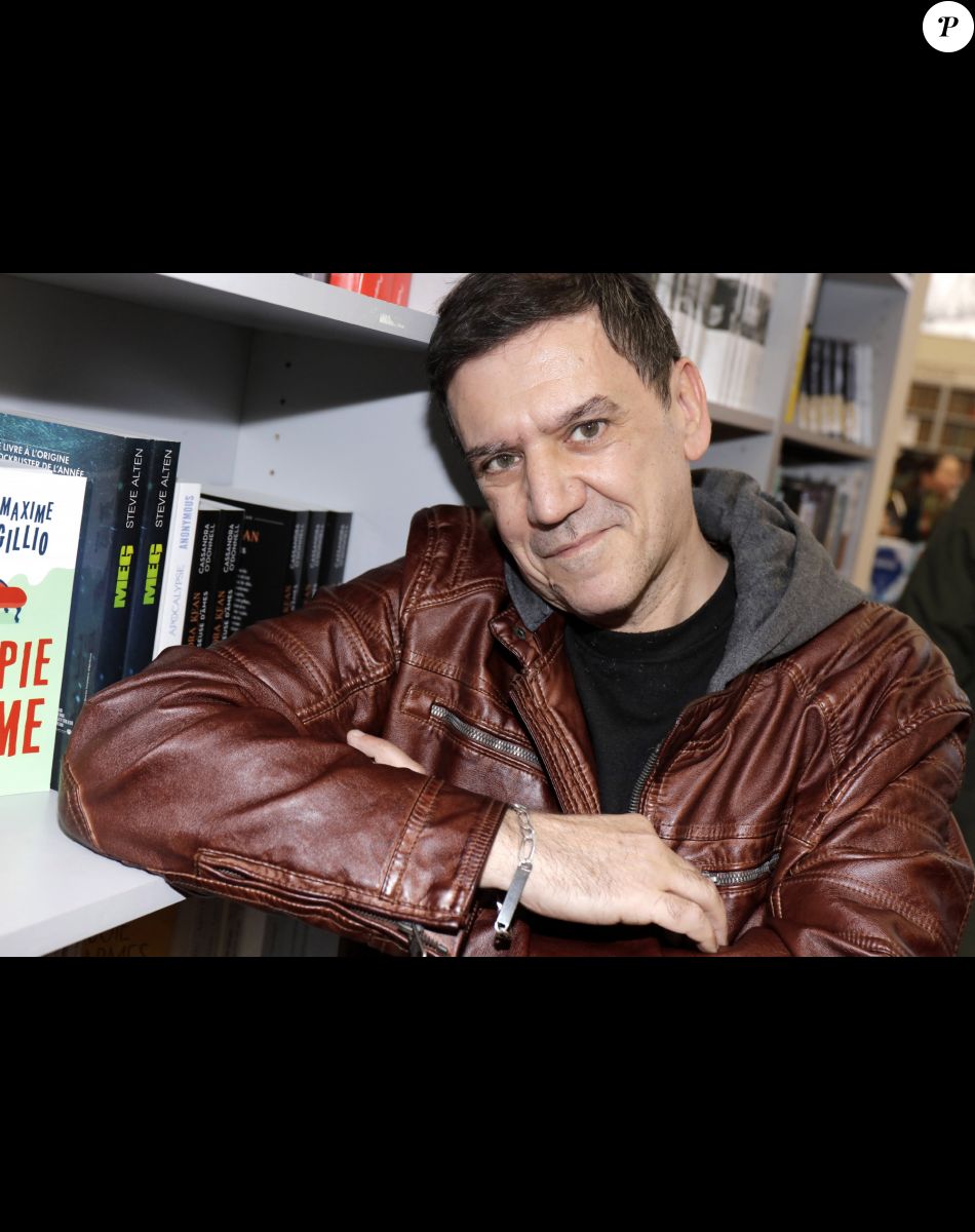 Rendez-vous avec Christian Quesada au salon du livre de Paris 16 mars 2019. © Cédric Perrin/Bestimage