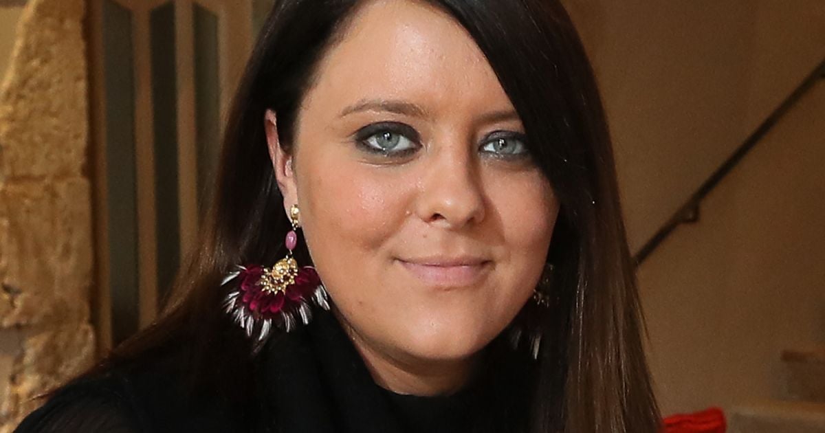 Qui Est La Fille De Patrick Dewaere La chanteuse Aurélie Cabrel, fille de Francis Cabrel, ouvre le superbe