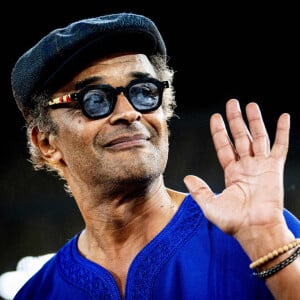 Yannick Noah - Soirée de gala "Coeur Central" au profit de Terre d'Impact fonds de dotation de la FFT et de l'association Fête le Mur sur le Court Central Philippe Chatrier à Roland Garros