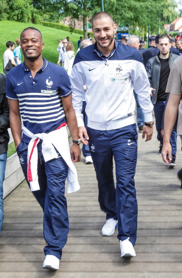 Patrice Évra et Karim Benzema - Les joueurs de l'équipe de France de football se promènent au parc du Héron - Villeneuve d'Ascq avant leur rencontre en match amical contre la Jamaïque en 2014