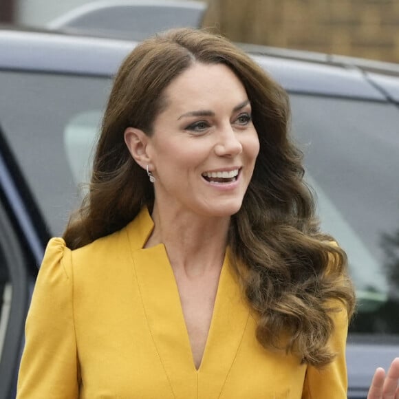 Catherine (Kate) Middleton, princesse de Galles, visite la maternité du Royal Surrey County Hospital à Guildford. Sa venue a pour objectif d'en savoir plus sur le soutien holistique qu'il offre aux femmes enceintes et aux nouvelles mères pour s'assurer qu'elles reçoivent les meilleurs soins possibles tout au long et au-delà de leur grossesse. 