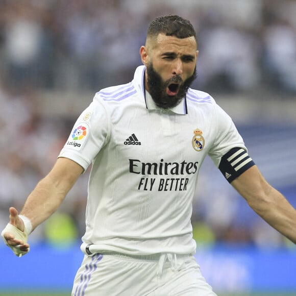 Karim Benzema lors du match entre le Real Madrid contre le FC Barcelone (3-1) à Madrid la veille de la 66ème cérémonie du Ballon d'or (avec Benzema en grand favori) le 16 octobre 2022.