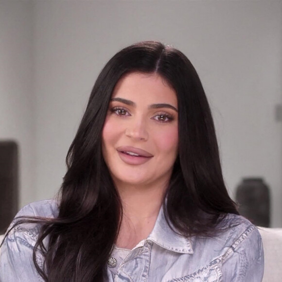 Kylie Jenner - K.Kardashian accueille son second enfant dans la deuxième saison de "The Kardashians". Khloe Kardashian et son compagnon T.Thompson ont eu cet enfant en août dernier par mère porteuse, alors que le joueur de basket l'avait trompé. Le 21 septembre 2022. 