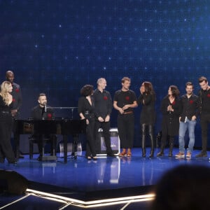 Exclusif - Amel Bent et son staff - Enregistrement de l'émission "La boîte à secrets 13", présentée par F.Bollaert, diffusée le 21 octobre sur France 3. © Jack Tribeca / Bestimage