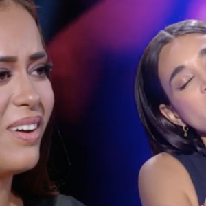 Amel Bent fond en larmes en découvrant Camélia Jordana dans "La Boîte à secrets" - France 3