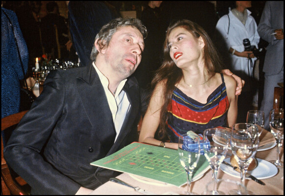 Archives - Serge Gainsbourg et sa femme Bambou à la soirée d'ouverture du Casino d'Enghien les bains.