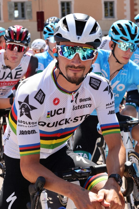 Julian Alaphilippe - Première étape du Tour cycliste de l'Ain, entre Châtillon-sur-Chalaronne et Val-Revermont, le 9 août 2022. © Laurent Sanson / Panoramic / Bestimage