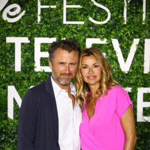 Alexandre Brasseur et Ingrid Chauvin au photocall de la série "Demain nous appartient" lors du 60ème Festival de Télévision de Monte-Carlo au Grimaldi Forum à Monaco, le 19 juin 2021.