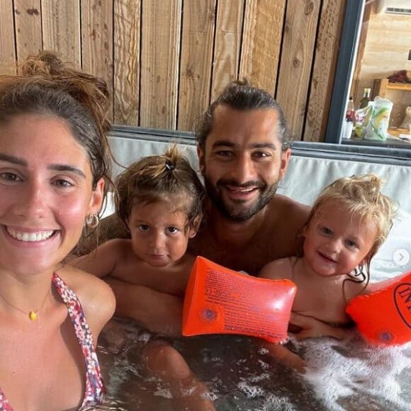 Jesta Hillmann et Benoît Assadi avec leurs fils Adriann et Juliann