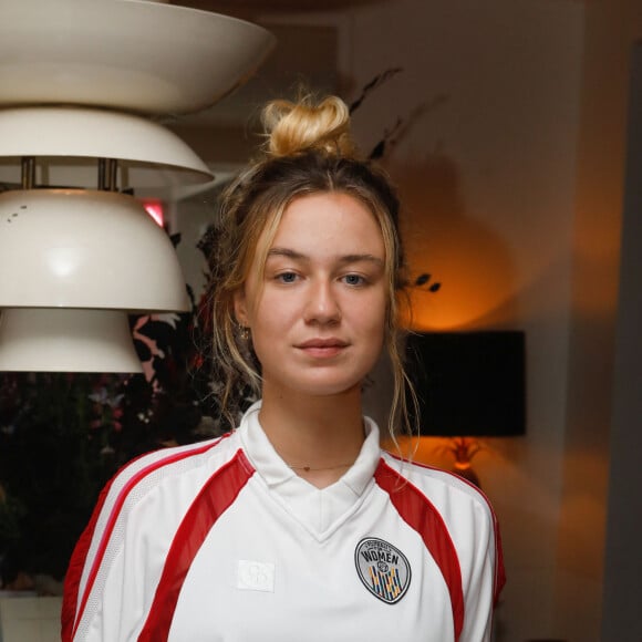 Exclusif - Zoé Marchal (fille d'Olivier Marchal et de Catherine Marchal) - Soirée "Football au Féminin" pour célébrer le lancement de la ligne "Claire Dartigues" inspirée des maillots de football. © Christophe Clovis / Bestimage