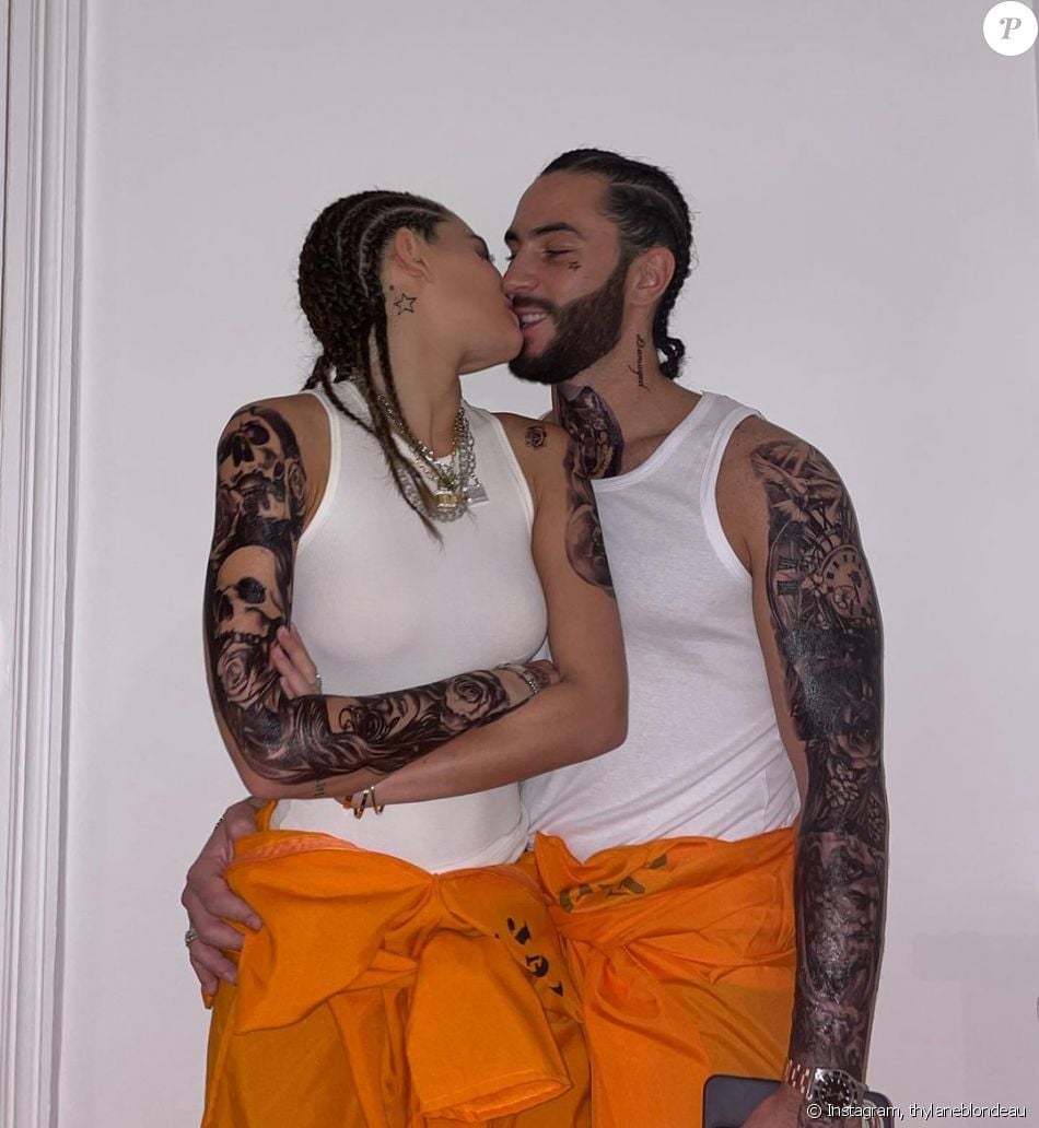 Thylane Blondeau et son fiancé Benjamin Attal pendant la fête d Halloween Purepeople