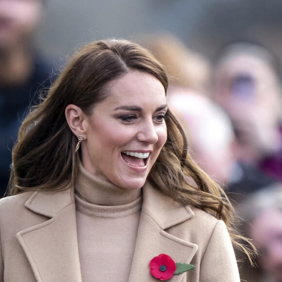 Le prince William, prince de Galles, et Catherine (Kate) Middleton, princesse de Galles, se rendent à Scarborough pour lancer un financement destiné à soutenir la santé mentale des jeunes, dans le cadre d'une collaboration dirigée par la Royal Foundation le 3 novembre 2022. 