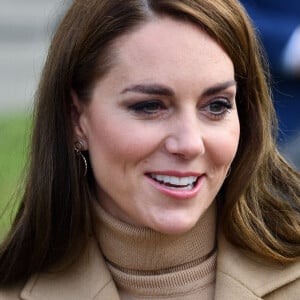 Le prince William, prince de Galles, et Catherine (Kate) Middleton, princesse de Galles, se rendent à Scarborough pour lancer un financement destiné à soutenir la santé mentale des jeunes, dans le cadre d'une collaboration dirigée par la Royal Foundation le 3 novembre 2022. 