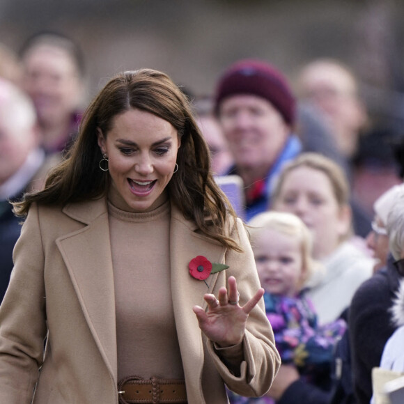 Le prince William, prince de Galles, et Catherine (Kate) Middleton, princesse de Galles, se rendent à Scarborough pour lancer un financement destiné à soutenir la santé mentale des jeunes, dans le cadre d'une collaboration dirigée par la Royal Foundation le 3 novembre 2022. 