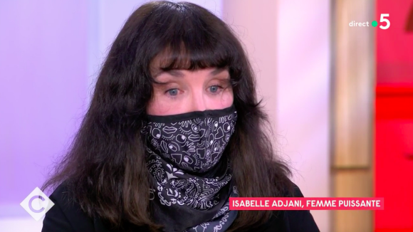 "C'est absolument ridicule" : Isabelle Adjani, en colère, met les choses au clair en direct